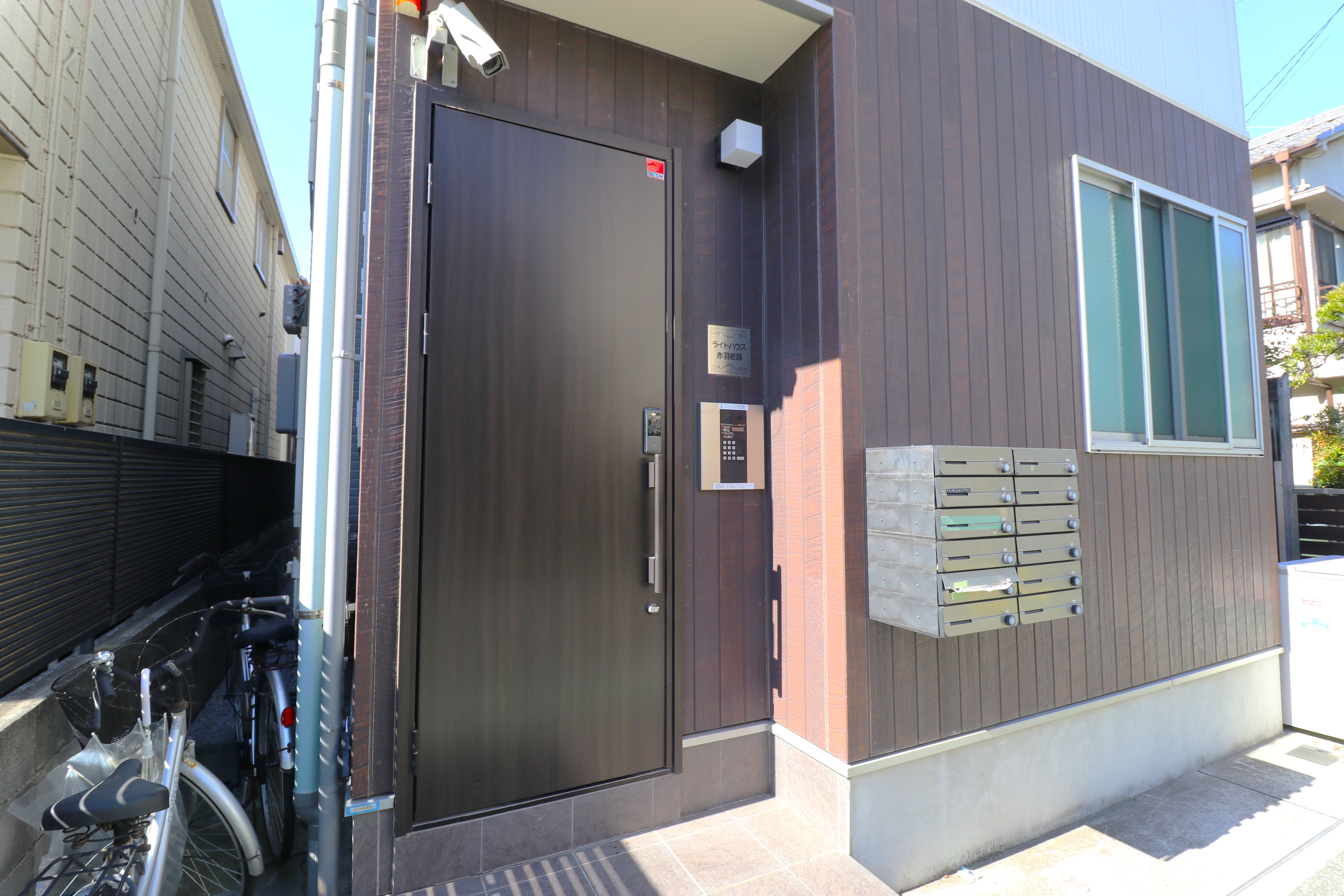 Co-living house Akabane 7 1