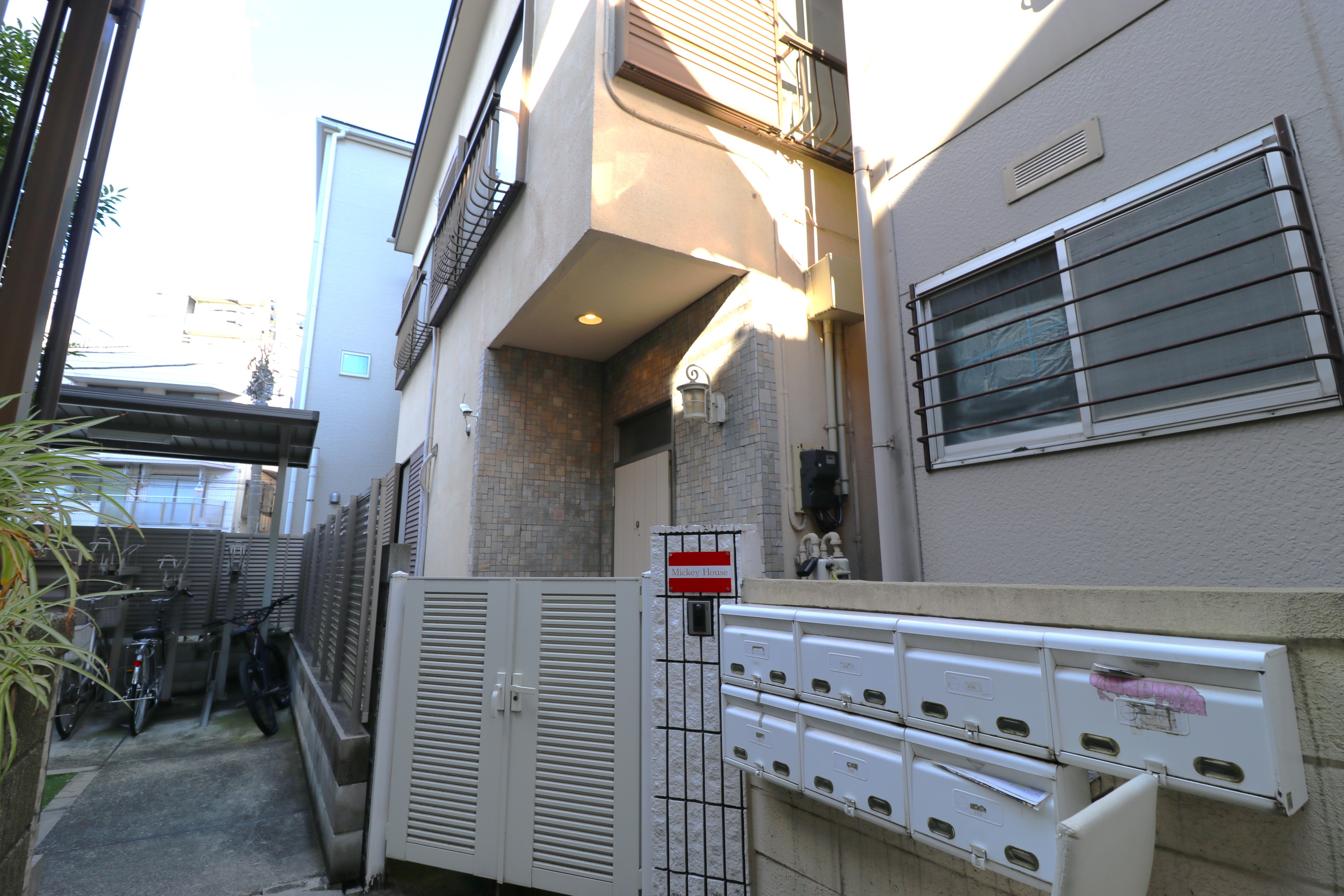 Co-living house R Higashijujo 1